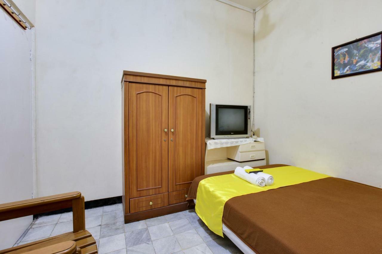 Lite Rooms Bogor Guest House Экстерьер фото