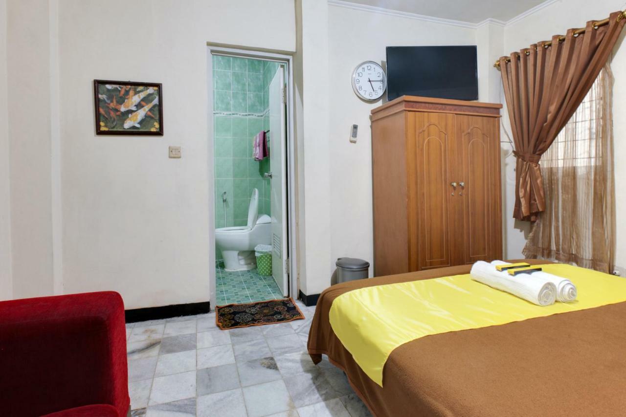 Lite Rooms Bogor Guest House Экстерьер фото