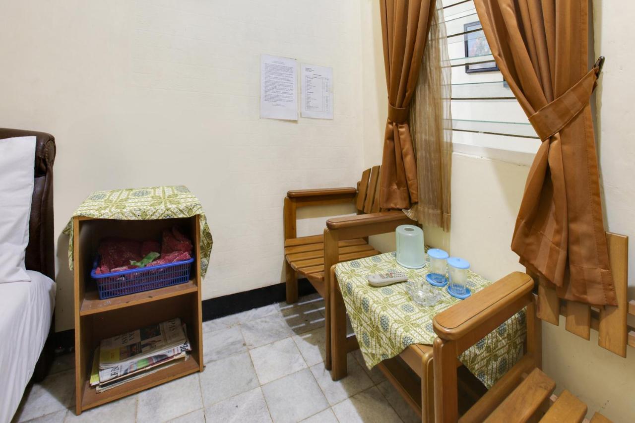 Lite Rooms Bogor Guest House Экстерьер фото